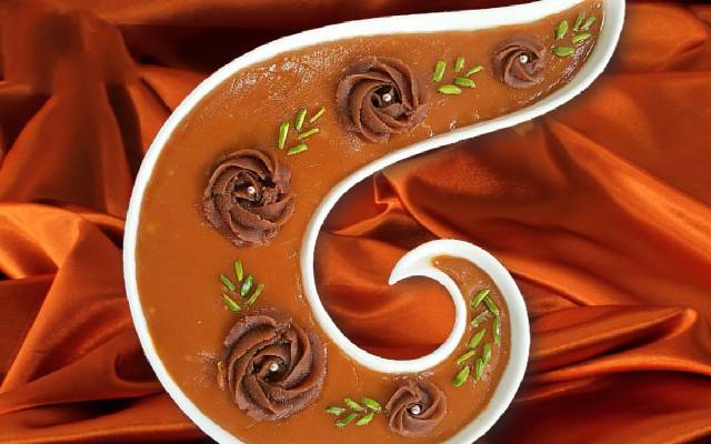 فوت و فن‌های خوشمزه شدن حلوای عربی با شیر خشک
