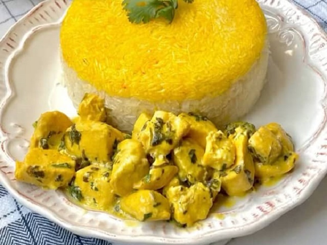 مراحل طرز تهیه مرغ گشنیزی مجلسی