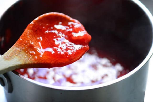 رازهای خوشمزه شدن سس توت فرنگی