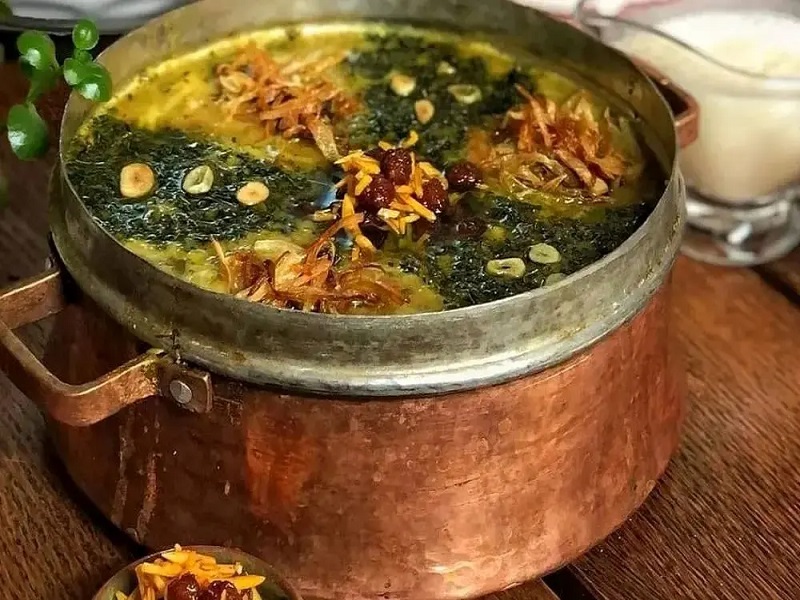 طرز تهیه آش ریواس