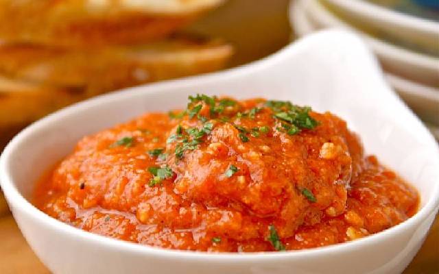 طرز تهیه سس رومسکو اسپانیایی در یک نگاه