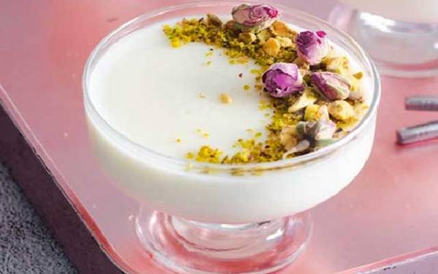 طرز تهیه محلبی عربی ساده در یک نگاه