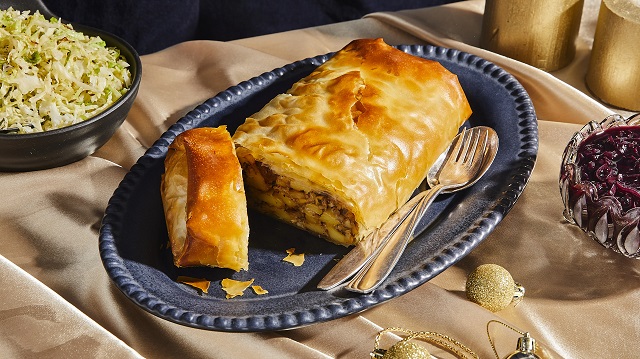 طرز تهیه اشترودل گوشت؛ در یک نگاه