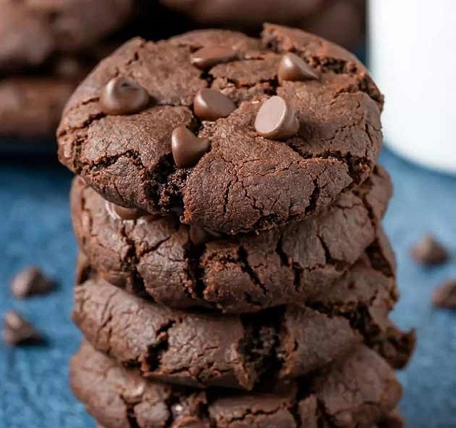 نکات مهم در طرز تهیه کوکی شکلاتی بدون آرد کافی شاپی نکات مهم در طرز تهیه کوکی شکلاتی بدون آرد کافی شاپی