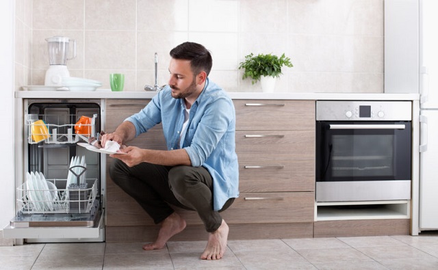 روش های صرفه جویی در مصرف آب در زمان ظرف شستن با ماشین ظرفشویی روش های صرفه جویی در مصرف آب در زمان ظرف شستن با ماشین ظرفشویی