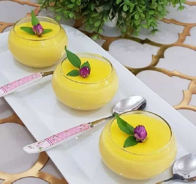 مراحل طرز تهیه محلبی زعفرانی مجلسی