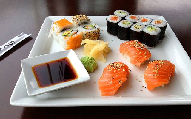 فوت و فن‌های خوشمزه شدن سس سوشی | طرز تهیه سس سوشی