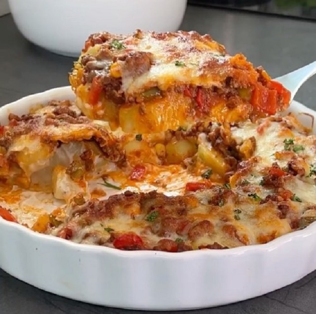 طرز تهیه گراتن بامیه در یک نگاه طرز تهیه گراتن بامیه در یک نگاه