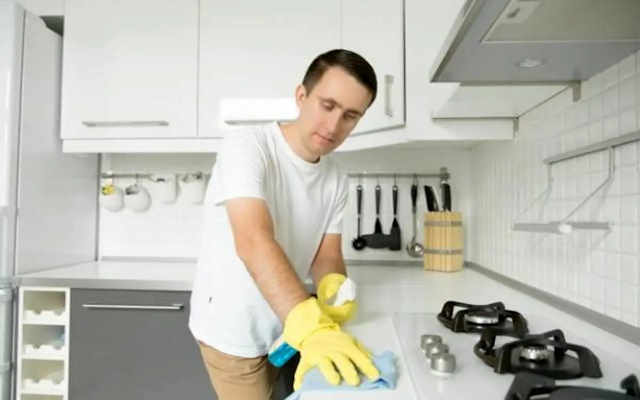 روش تمیز کردن انواع اجاق گاز بر اساس جنس