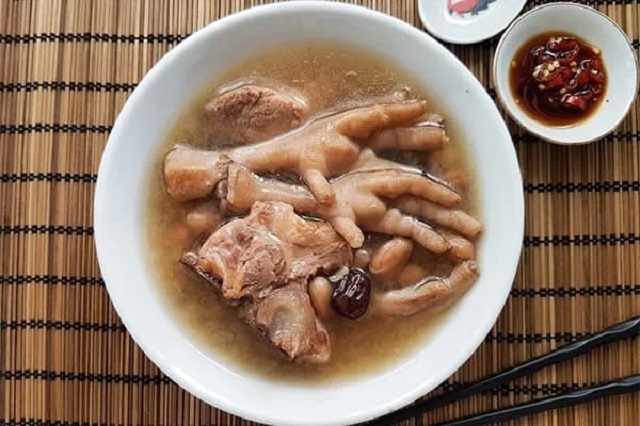 خواص پای مرغ برای زانو