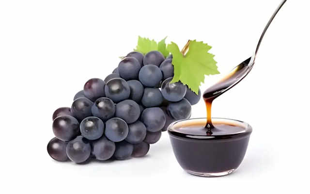 شیره انگور دقیقا چیه و چطور درست میشه؟ | راهنمای خرید شیره انگور