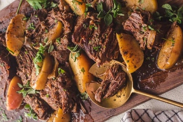 نکات مهم در طرز تهیه خورش گلابی مجلسی