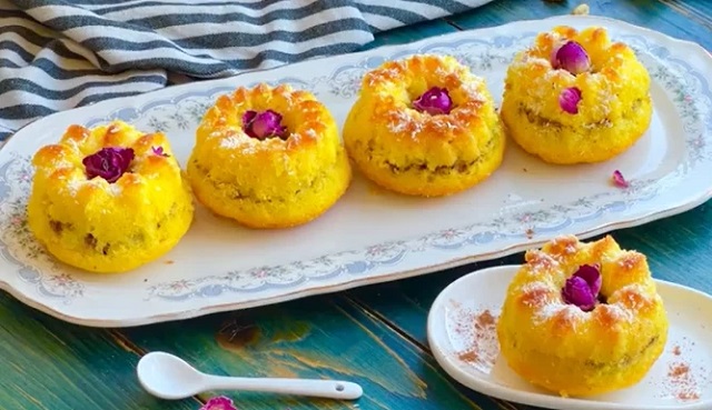مراحل طرز تهیه خاگینه سیب تبریزی