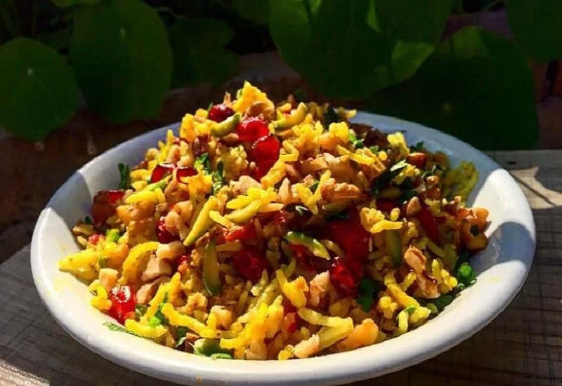 طرز تهیه پلوی زغال اخته (جواهر پلو) | چکار کنیم زغال اخته توی پلو نرم بشه؟