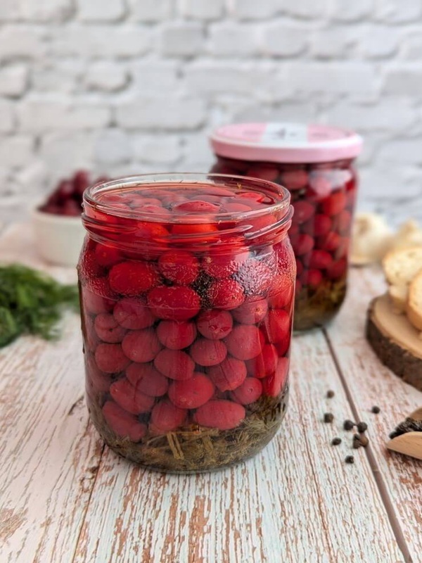 ۳ طرز تهیه ترشی زغال اخته با حرارت، بدون حرارت و با سرکه کامل