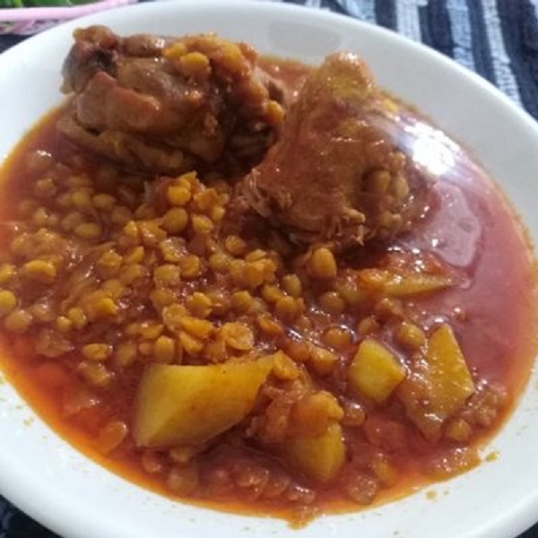 مراحل طرز تهیه خورش قیمه مجلسی با گوشت بوقلمون