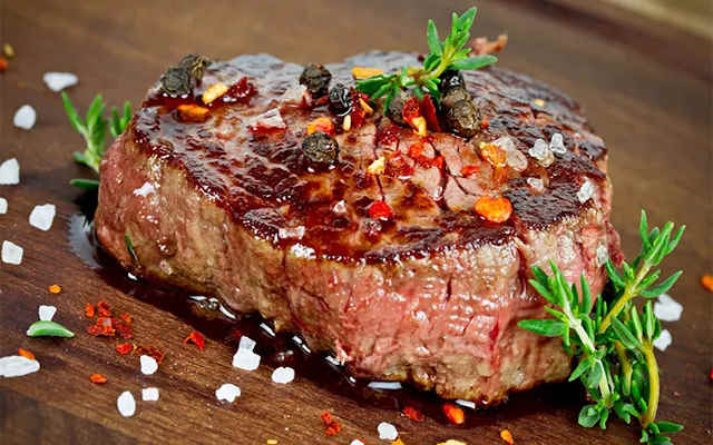 طرز تهیه استیک استریپ در تابه در یک نگاه