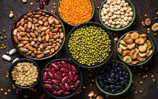 چطور حبوبات مناسب انتخاب کنیم و تفاوت‌های هر نوع رو بفهمیم؟ | راهنمای خرید حبوبات