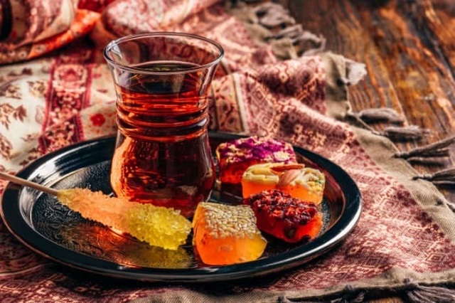 چه کسایی نباید نبات بخورن؟