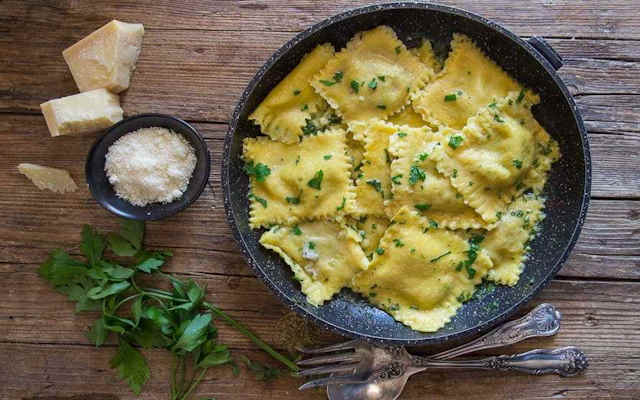 پاستاهای پرشده (Stuffed Pasta) | راهنمای خرید ماکارونی