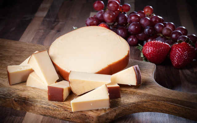 فوت و فنهای خوشمزه شدن پنیر گودا خانگی فوت و فنهای خوشمزه شدن پنیر گودا خانگی