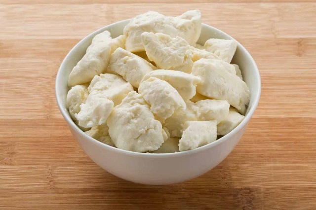 طرز تهیه کره از شیر؛ در یک نگاه
