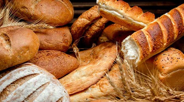 نان؛ از خمیر ساده تا فرهنگ سفره‌ها