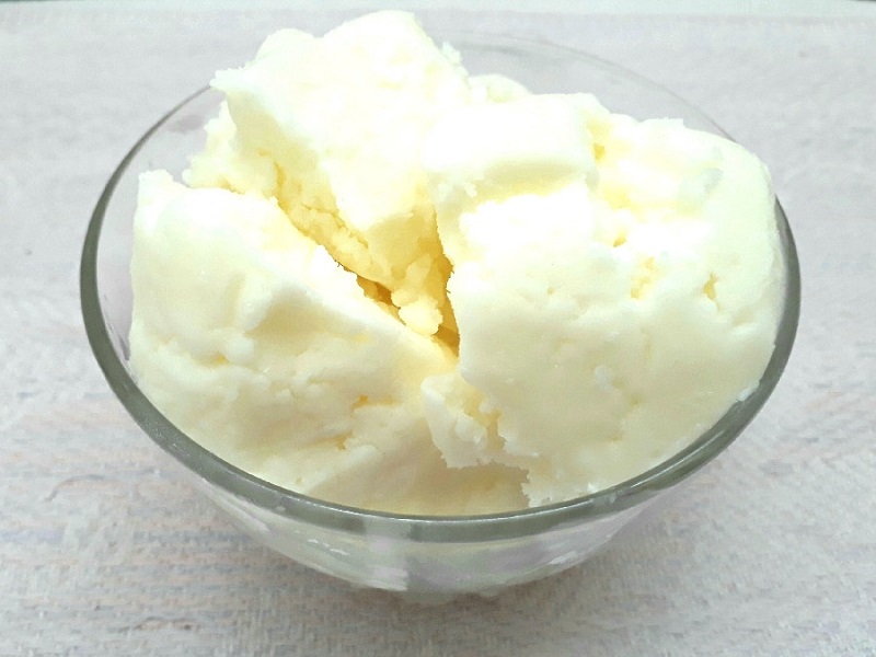 طرز تهیه کره از خامه