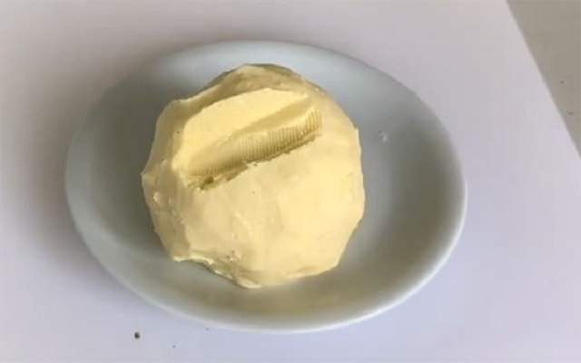 طرز تهیه کره محلی از ماست؛ در یک نگاه
