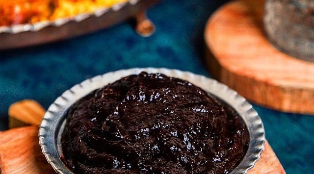 مراحل طرز تهیه تمر آلوچه خانگی