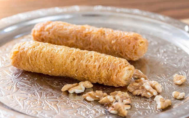 طرز تهیه باقلوا رشته ای استانبولی در یک نگاه