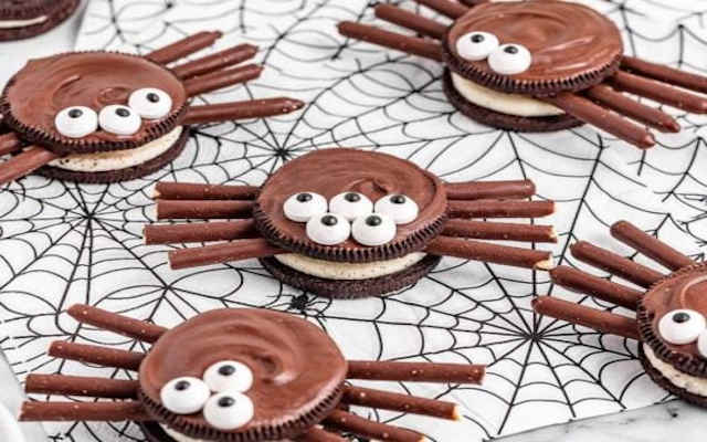 مراحل طرز تهیه شکلات هالووینی عنکبوت