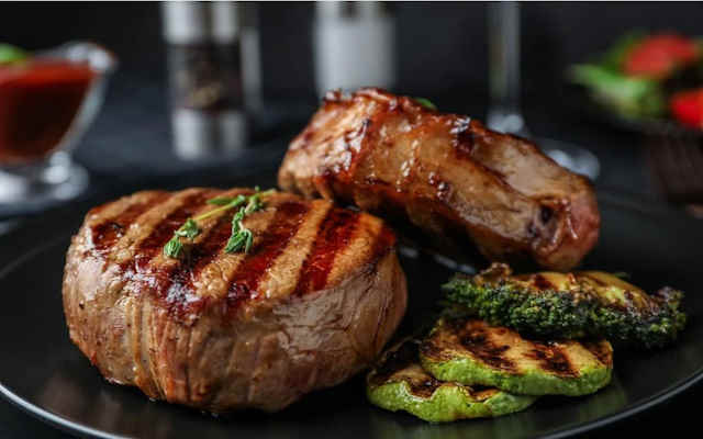 طرز تهیه فیله مدالیون با سس قارچ در یک نگاه