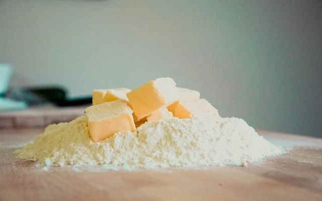مراحل طرز تهیه پودر کره خانگی