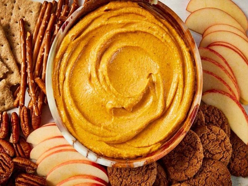 طرز تهیه دیپ کدو حلوایی در 5 قدم | با پنیر خامه ای بهتره یا ماست یونانی؟