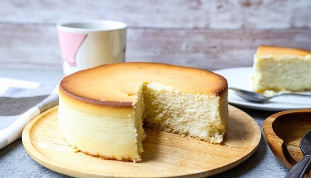 مراحل طرز تهیه کیک قابلمهای ساده بدون فر مراحل طرز تهیه کیک قابلمهای ساده بدون فر