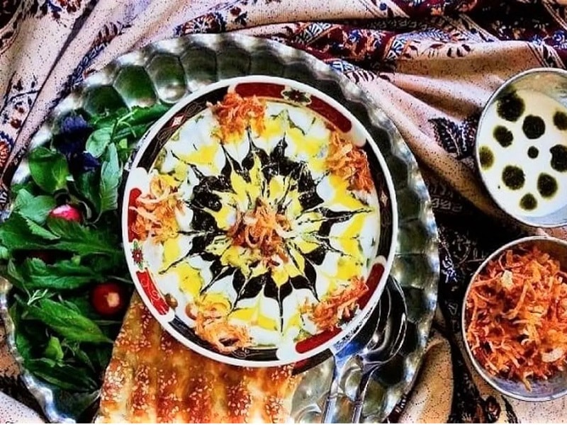 طرز تهیه آش مرغ