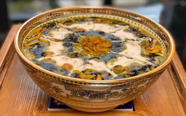مراحل طرز تهیه آش مرغ ساده مراحل طرز تهیه آش مرغ ساده