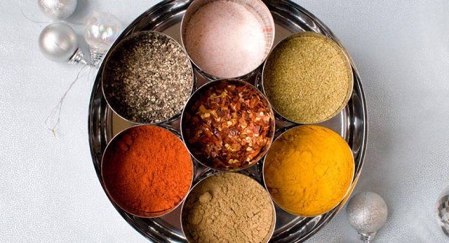 راهنمای خرید ادویه بر اساس طبع آن در طب سنتی
