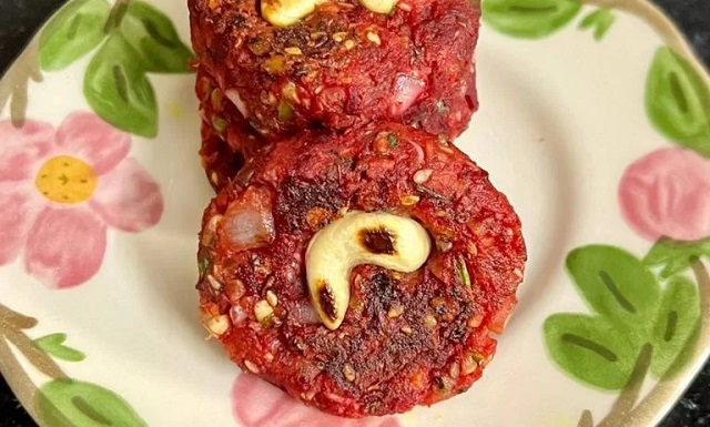 طرز تهیه کوکو لبو؛ در یک نگاه