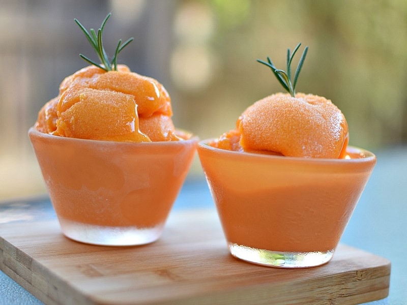 طرز تهیه بستنی خرمالو؛ در یک نگاه طرز تهیه بستنی خرمالو؛ در یک نگاه
