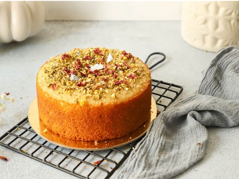 طرز تهیه کیک قابلمه ای با پف زیاد + 45 نکته گنبدی نشدن و ترک نخوردن