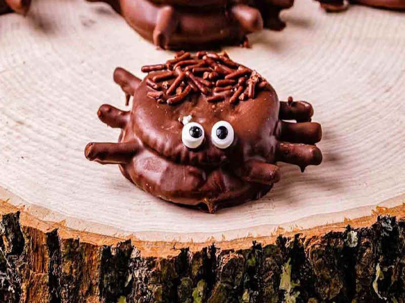 طرز تهیه شکلات هالووینی