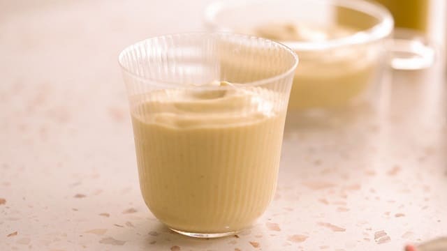 طرز تهیه پودینگ باتر اسکاچ گیاهی بدون تخم مرغ طرز تهیه پودینگ باتر اسکاچ گیاهی بدون تخم مرغ