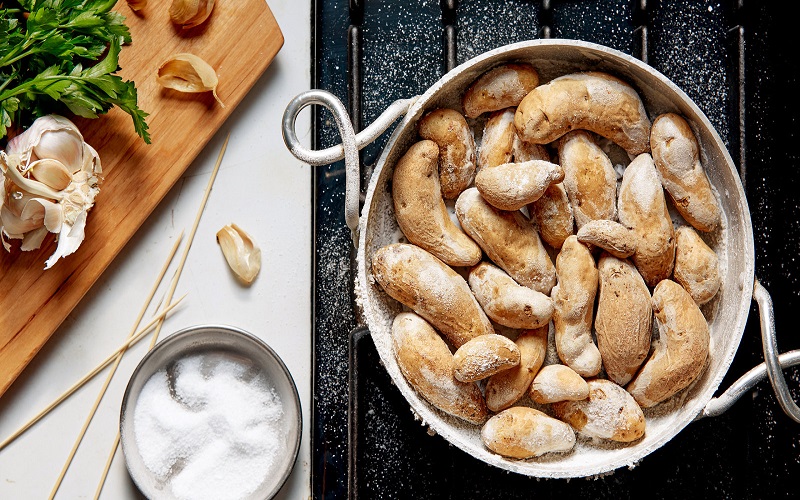 طرز تهیه سیب زمینی نمکی