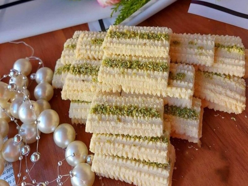 طرز تهیه شیرینی چرخی قزوین + ترفندهای پف کردن و ترک نخوردن