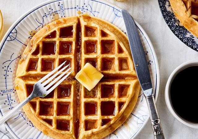 طرز تهیه وافل کدو حلوایی در خانه طرز تهیه وافل کدو حلوایی در خانه