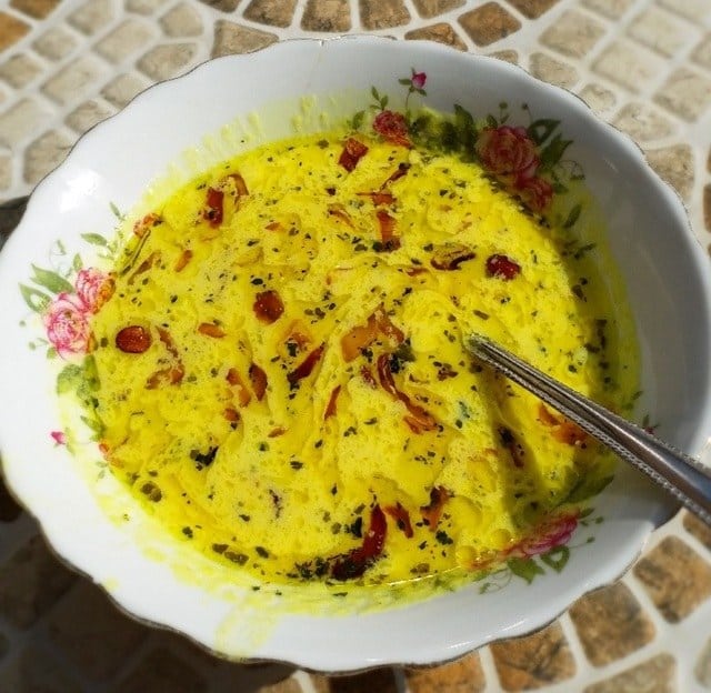 طرز تهیه انواع مختلف آبگوشت ماست