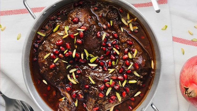 طرز تهیه اردک با سس انار به روش تکه ای طرز تهیه اردک با سس انار به روش تکه ای