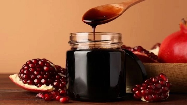 چرا رب انار تلخ میشه؟ چرا رب انار تلخ میشه؟